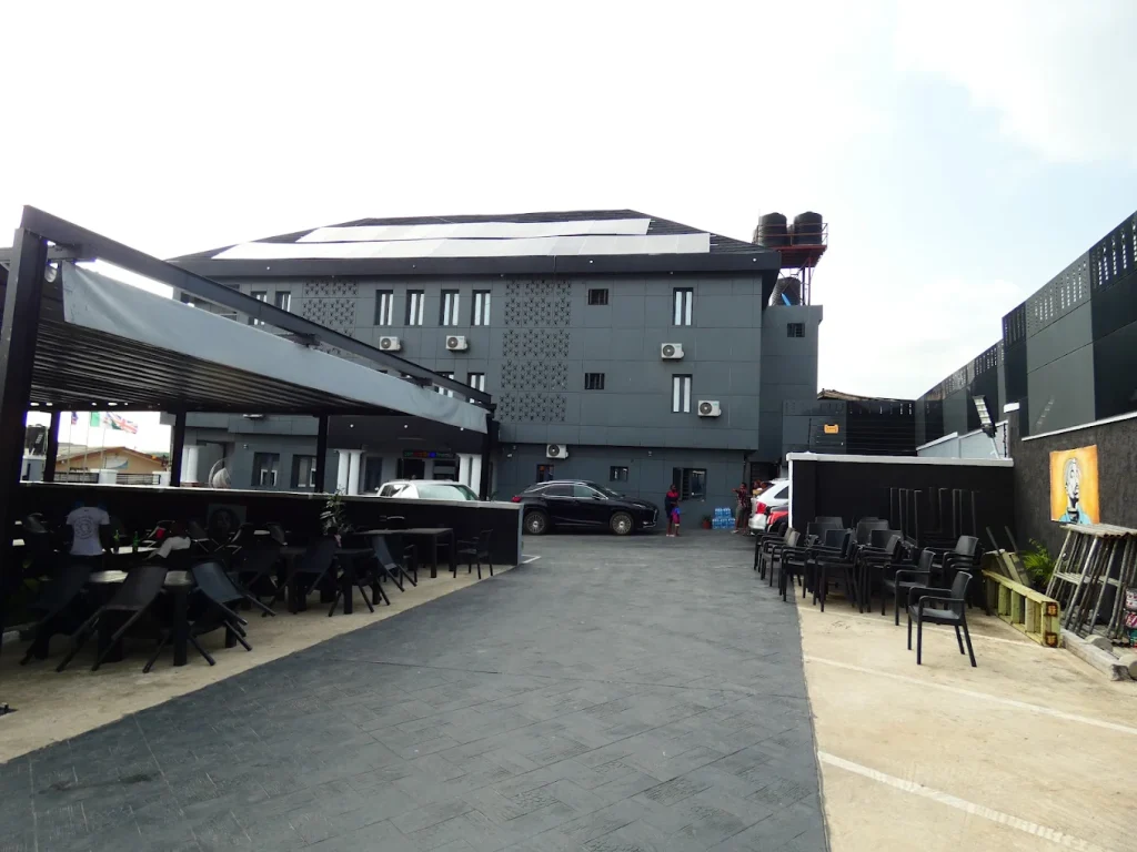Dave Premium Hotel and Suites 2