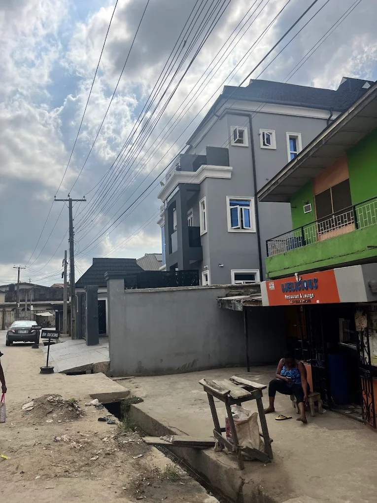 Omorolayo Hospital2